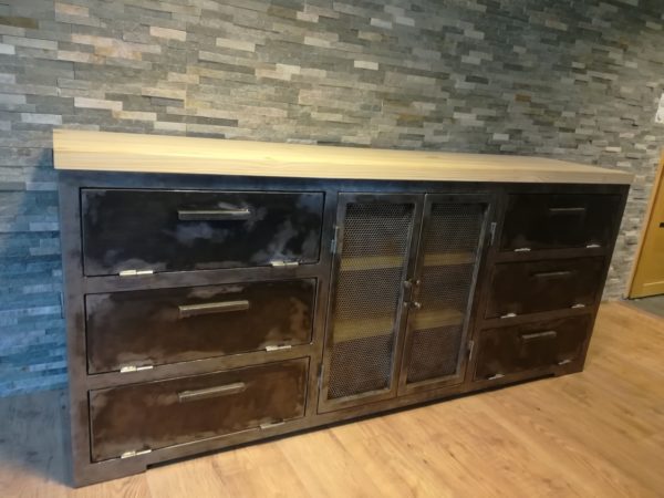 Buffet en métal modèle DISTRICT 70 – Image 3