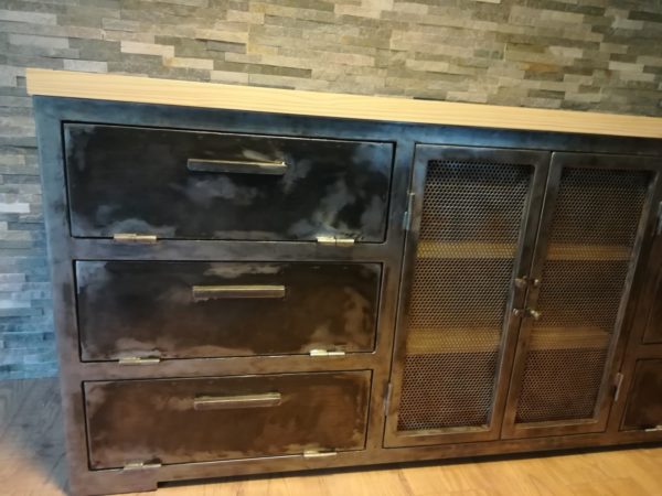 Buffet en métal modèle DISTRICT 70 – Image 5