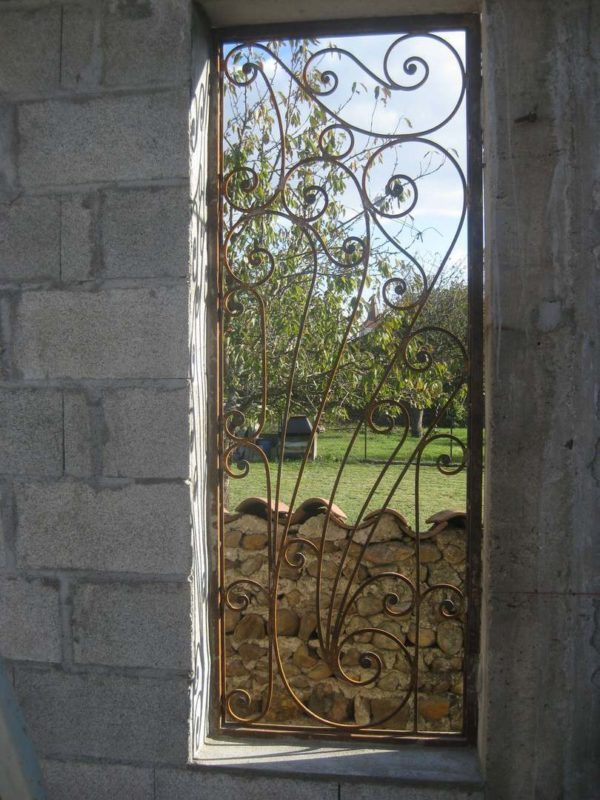 Garde corps, grille de fenêtres Modèle 8