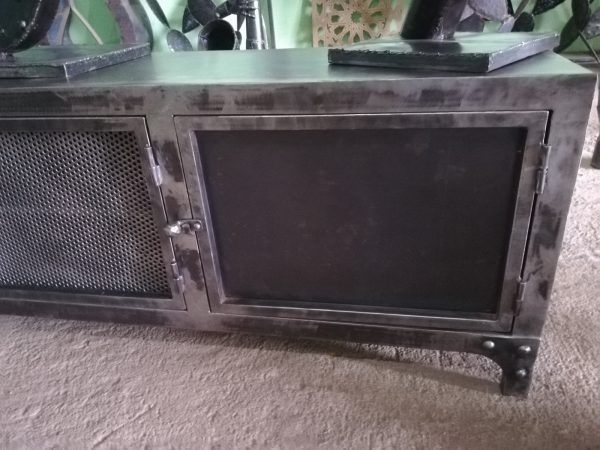 Meuble TV en métal modèle CARBONE – Image 2