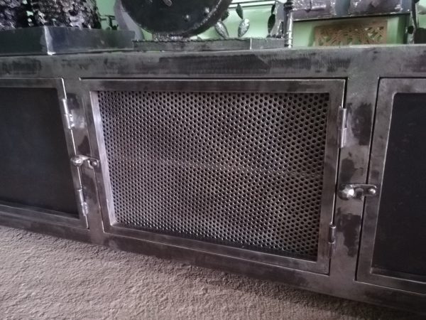 Meuble TV en métal modèle CARBONE – Image 3