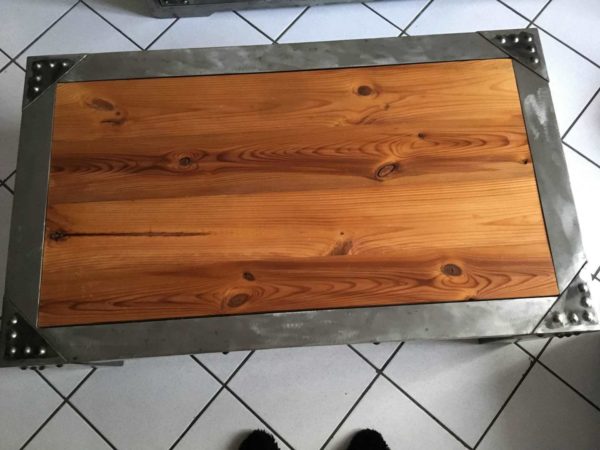 Table basse modèle EXTRABALL – Image 3