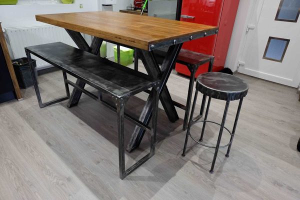 Table de salle à manger en métal et bois modèle BLEND – Image 5