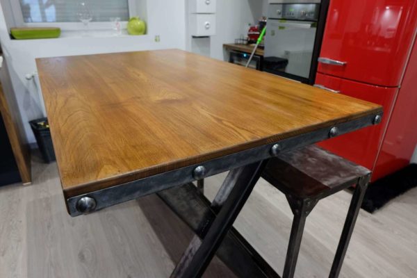 Table de salle à manger en métal et bois modèle BLEND – Image 6