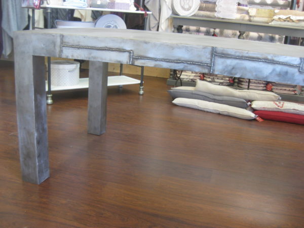 Table de salle à manger modèle DR JEKYLL – Image 2