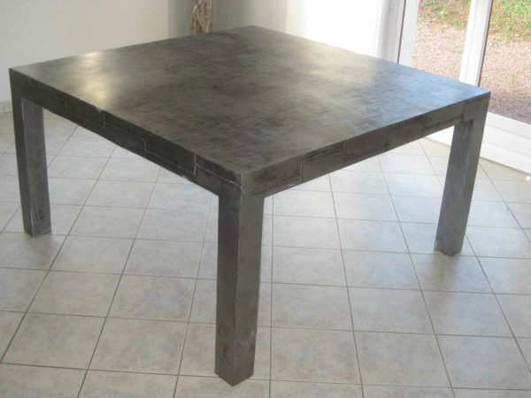Table de salle à manger modèle DR JEKYLL – Image 4