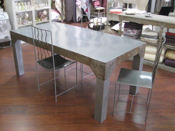 Table de salle à manger en métal modèle FACTORY – Image 2