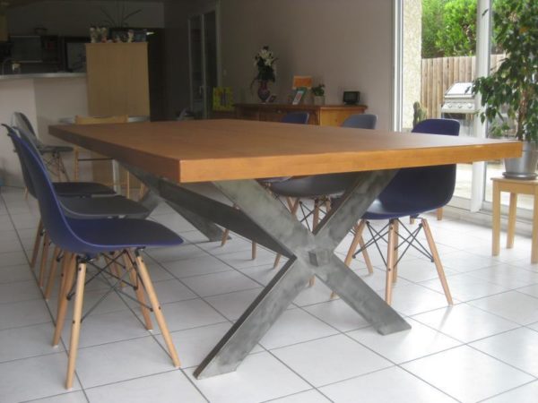 Table de salle à manger en métal et bois modèle STREET – Image 5