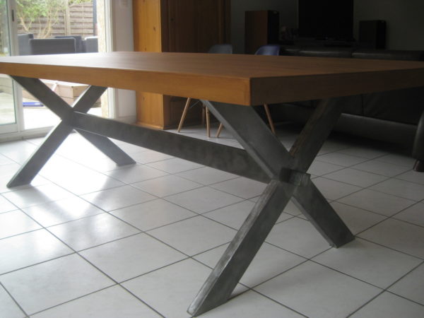 Table de salle à manger en métal et bois modèle STREET – Image 6