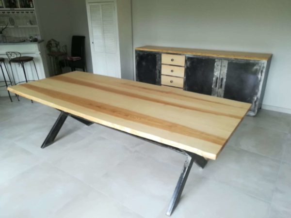 Table de salle à manger en métal et bois modèle STREET – Image 10