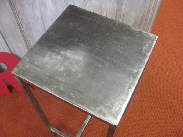 Tabouret modèle TOOL – Image 2