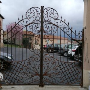 Portail en fer forgé, modèle 21